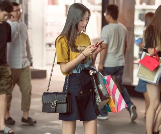 不开心就要买包包,胖女孩包包搭配技巧