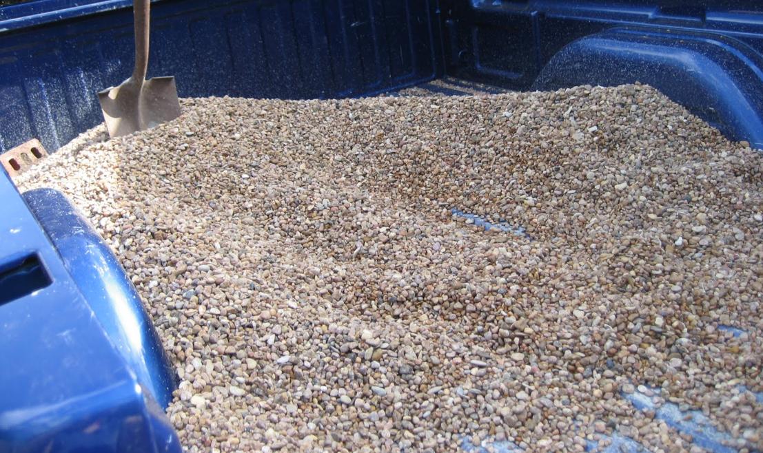 庭院石板路错落铺设,家庭庭院石板路