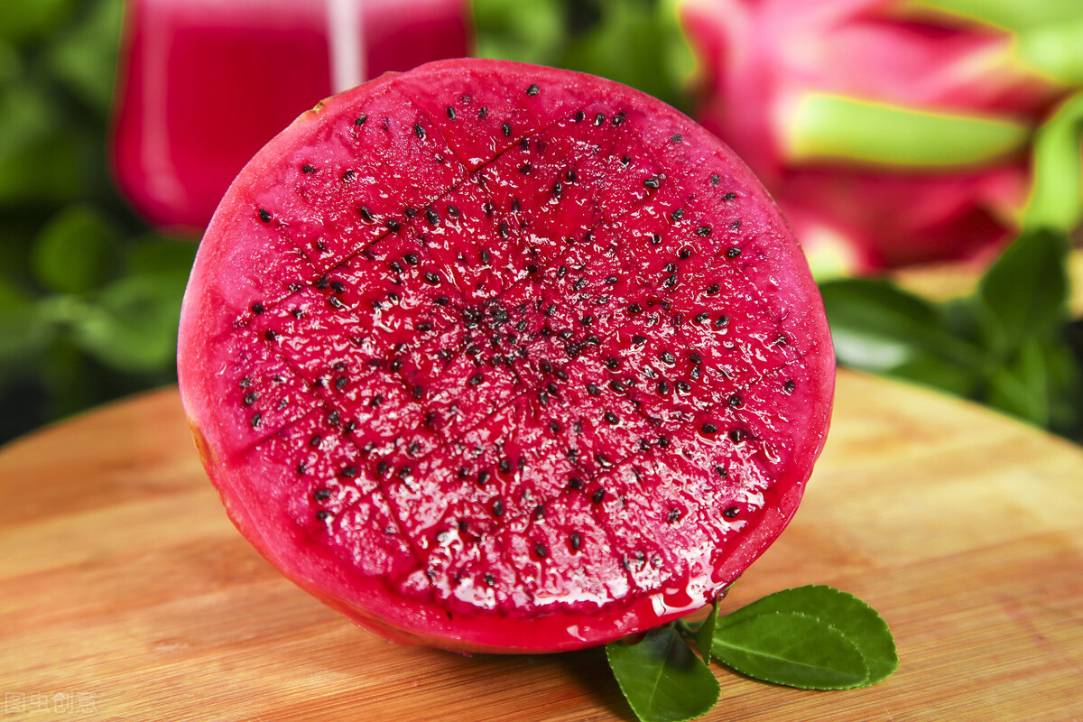 拉黑色大便不成形是怎么回事,拉黑便大便不成形是怎么回事