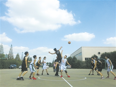 运动这个事最重要的是要坚持,孩子怎样运动才算科学