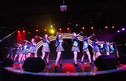 周杰伦和陈奕迅在港台哪个人气高,周杰伦香港演唱嘉宾陈奕迅