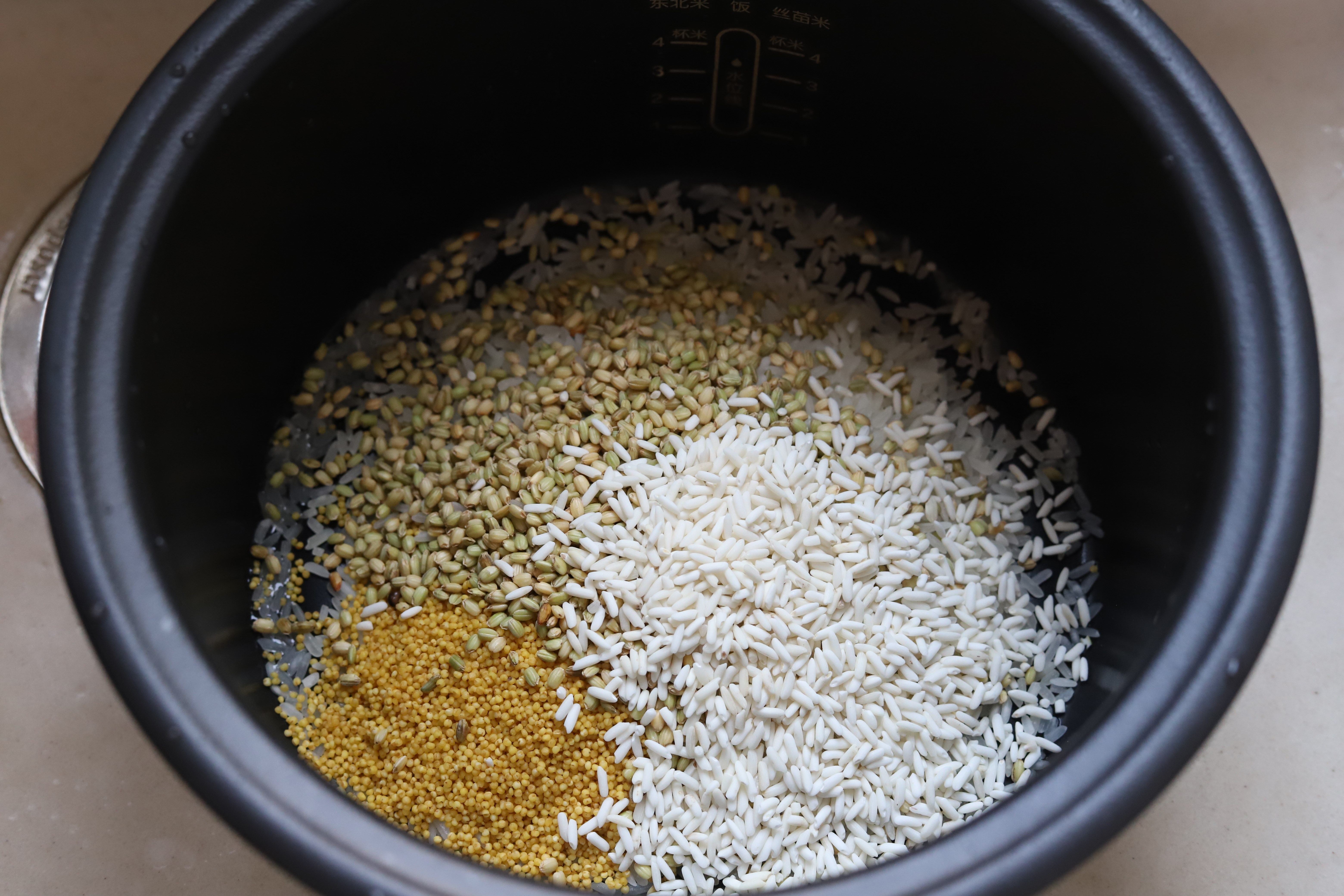 五谷粗粮用什么代替精白米面,粗粮代替精米面好吃还能减肥