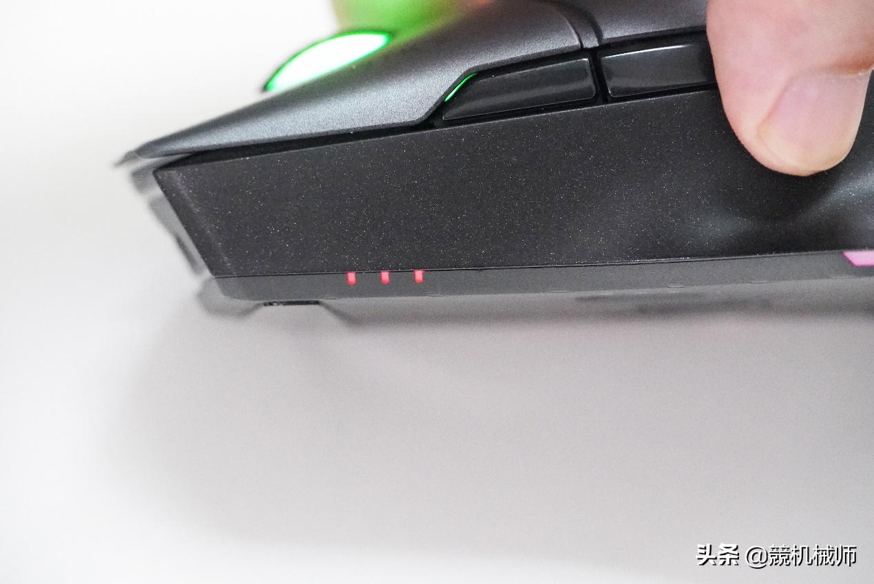机械师m7双模和m8双模选哪个,机械师m8畅玩版鼠标