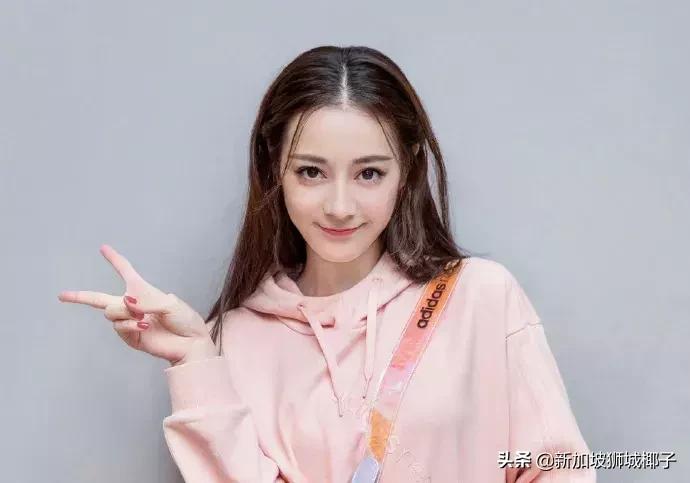 新加坡香奈儿代言人,新加坡首位被环球签约艺人