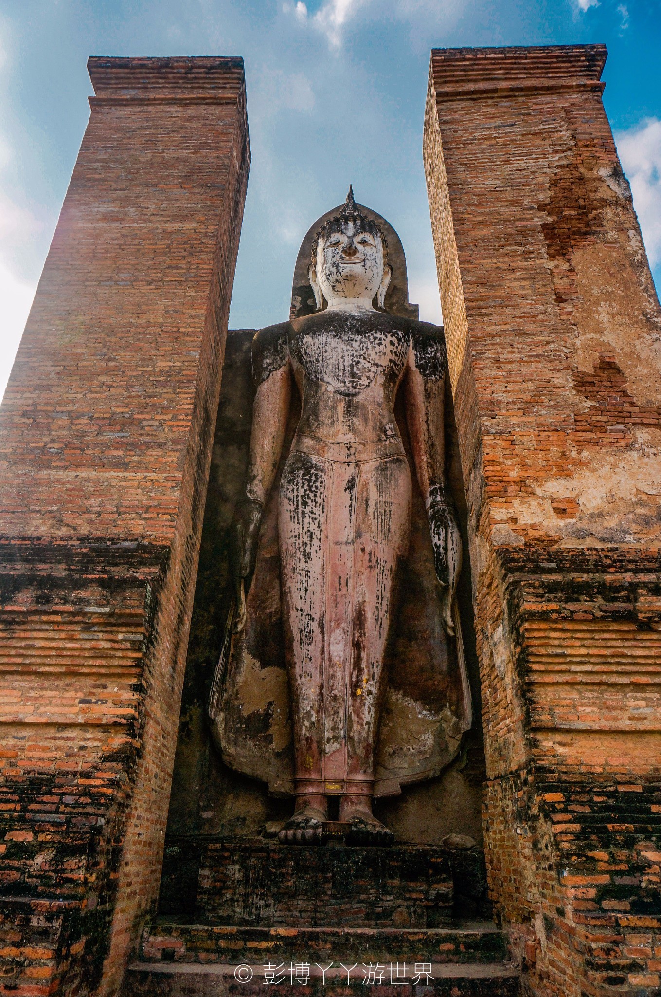 泰国千年古城大城府,泰国吴哥窟和柬埔寨吴哥窟