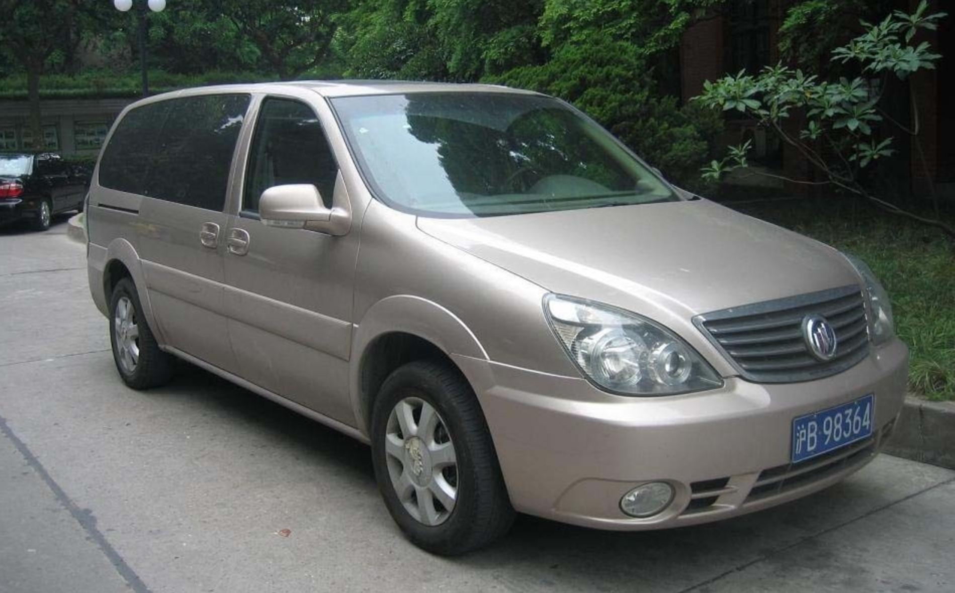 gl8世纪版八十多万,gl8第一代到第四代