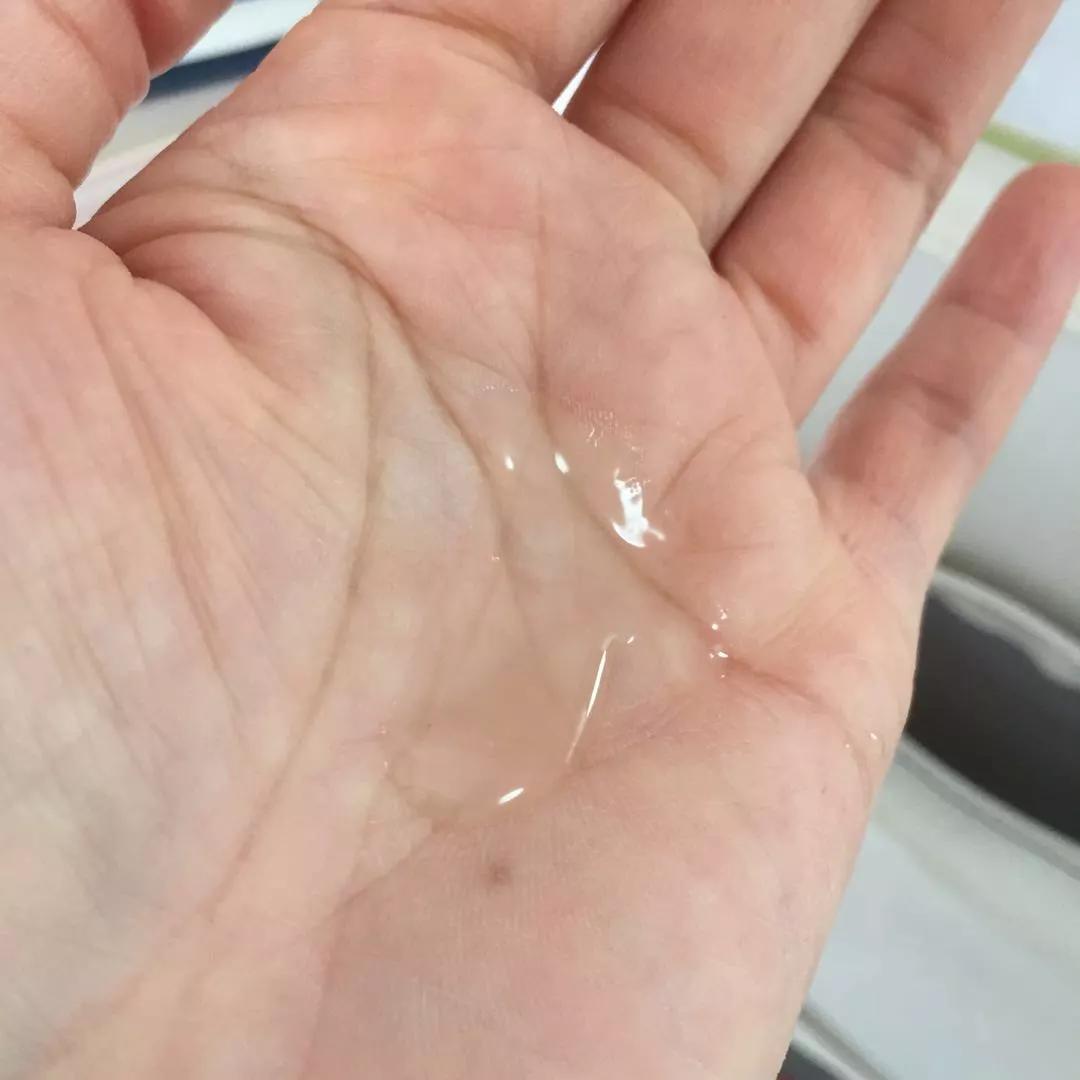 雪花秀人参水乳有修复功能吗,雪花秀人参套装与悦薇水乳哪个好