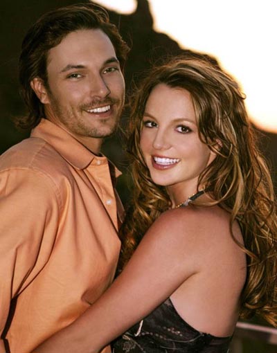 布兰妮被囚禁的14年介绍,布兰妮被爸爸监禁12年视频