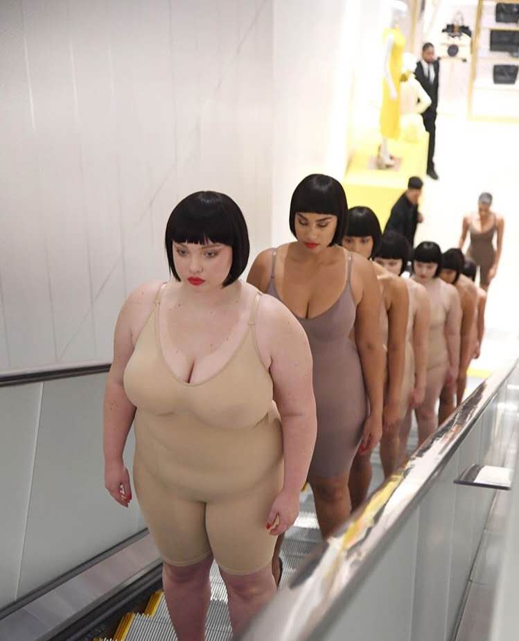 臀神卡戴珊,卡戴珊显瘦神裤