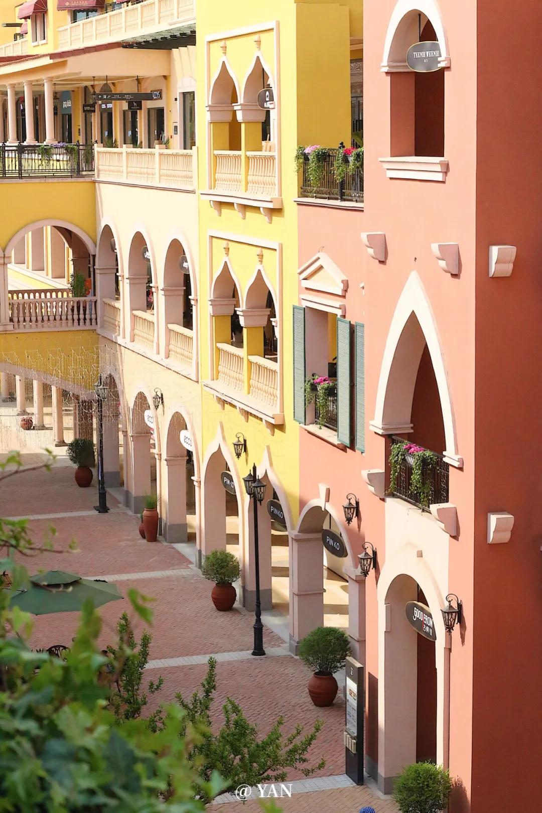 三日连逛三家奥莱,上海三个奥莱的特点