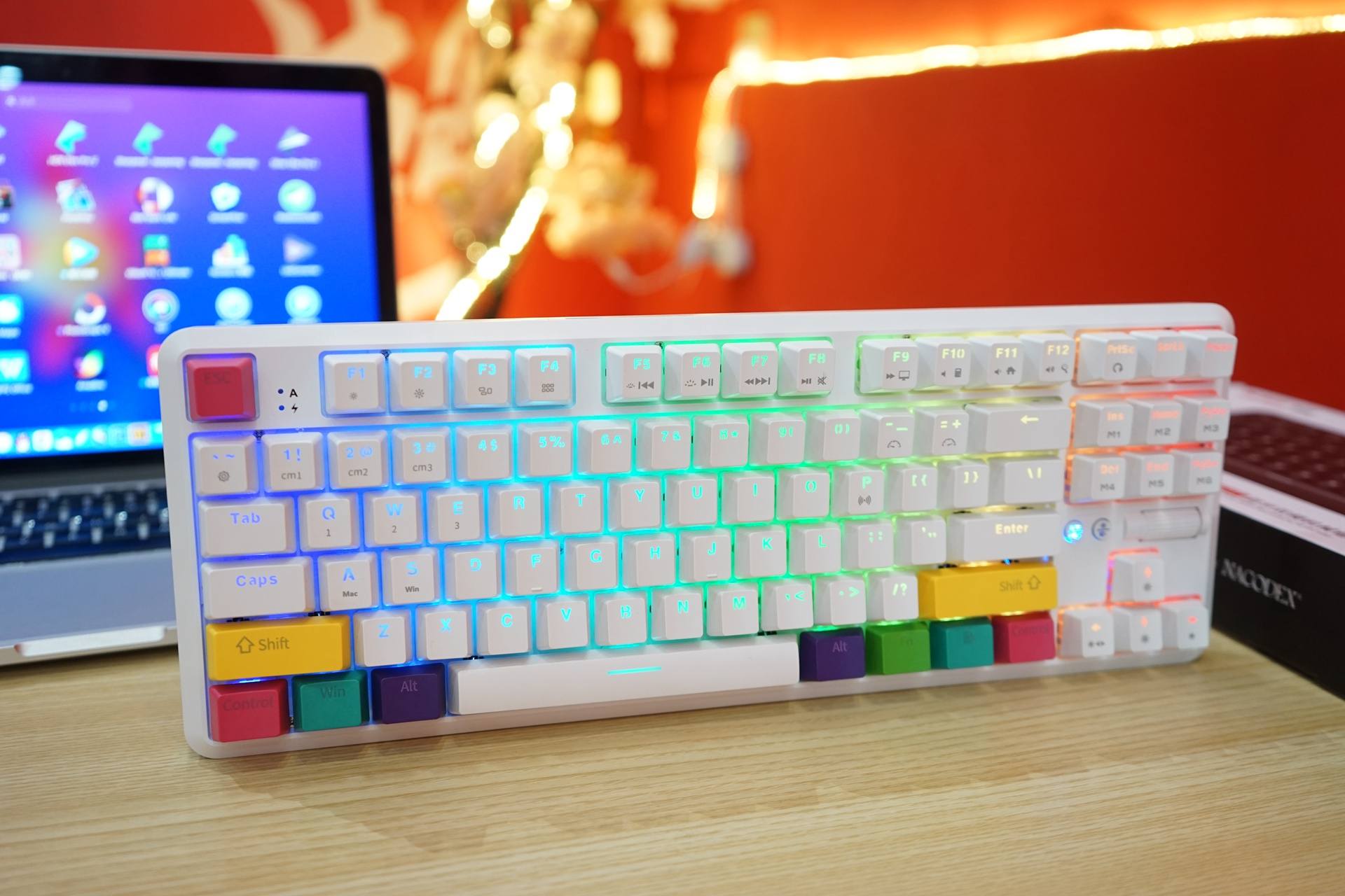 键盘可以这样玩,黑爵ak35i机械键盘怎么热插拔