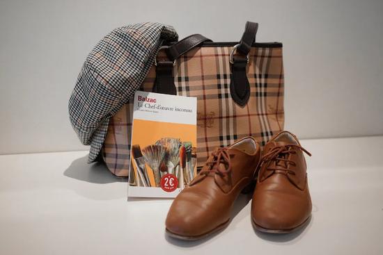 你以为1万块的迪奥很好穿?真的没有