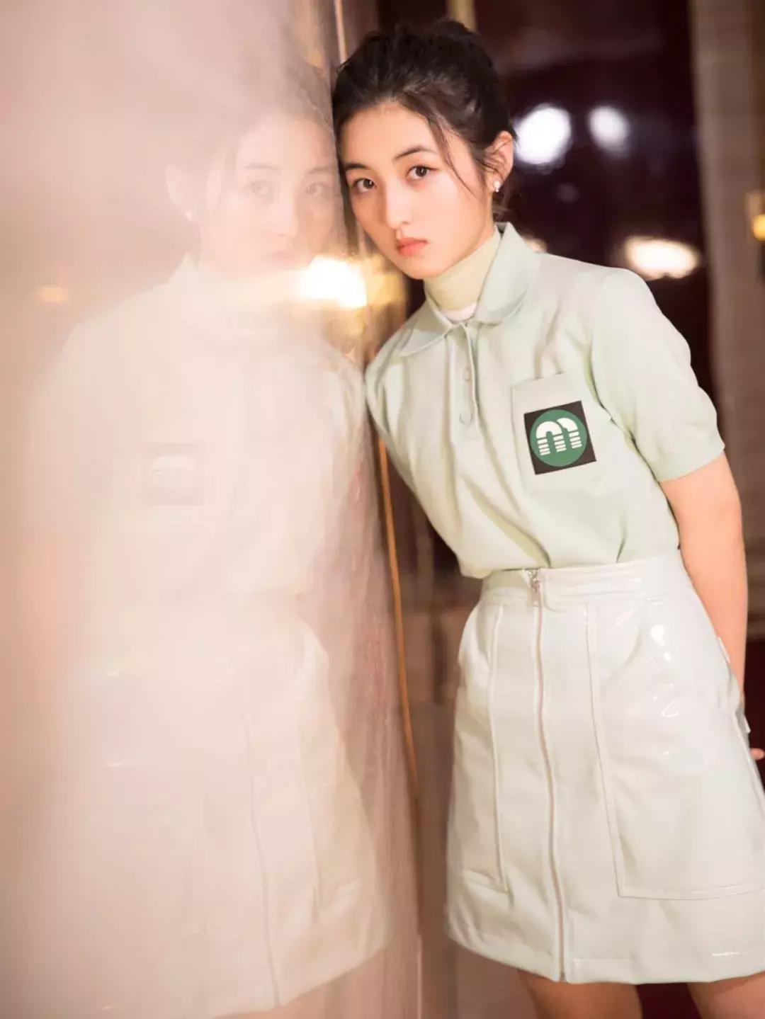 polo衫太老土,polo衫穿贴身还是宽松好看