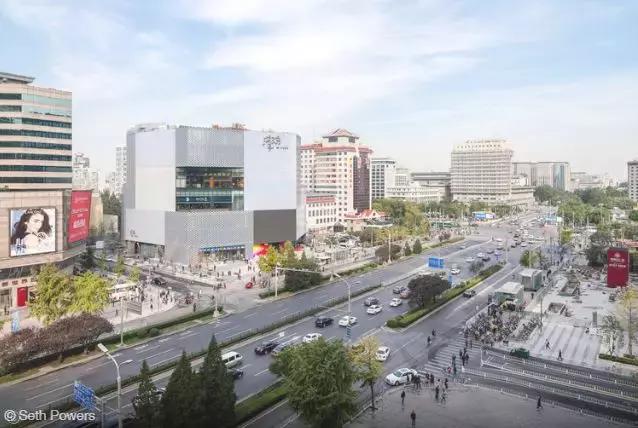 购物中心吸引人的特色,最有特色的购物中心大厅