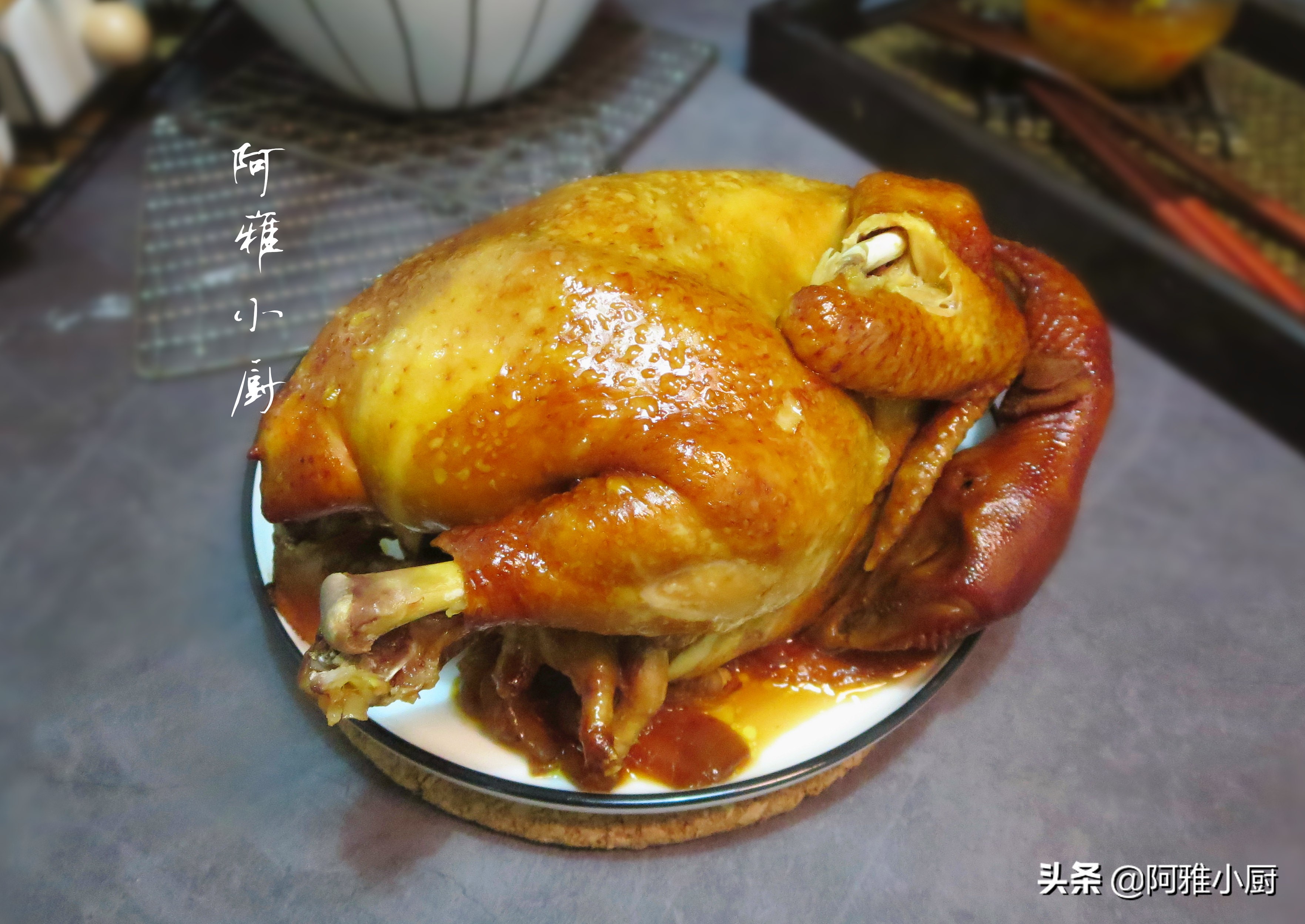 烧鸡不用油不加水,想吃烤鸡不用买在家做超简单