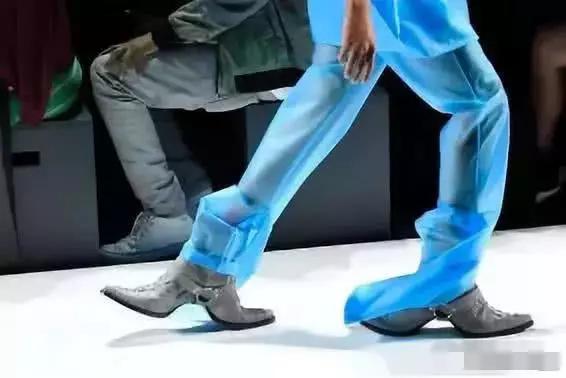 Gucci护膝上热搜copy“跪的容易”来圈钱？