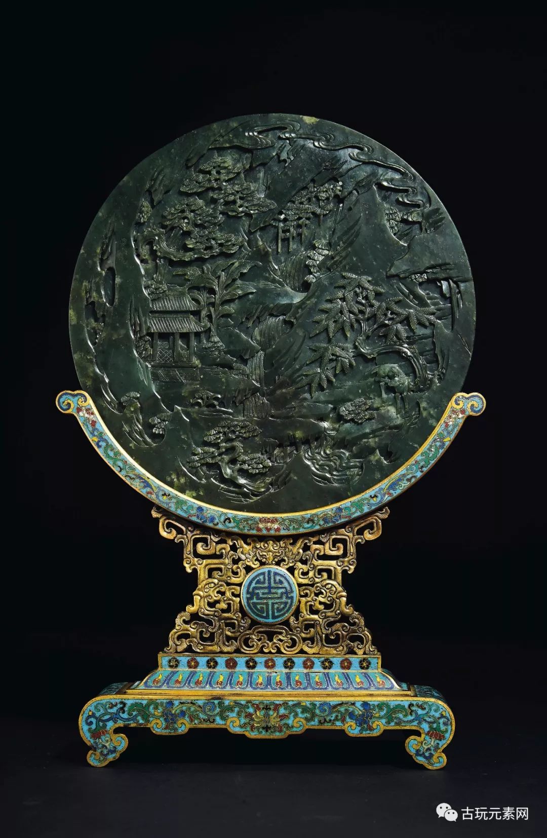 纽约苏富比总成交约1.2亿乾隆青白玉双鱼洗近2000万人民币成交