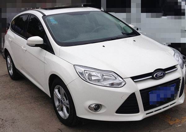 作为老福克斯车主，聊聊这款车为啥费机脚？有哪些优缺点？