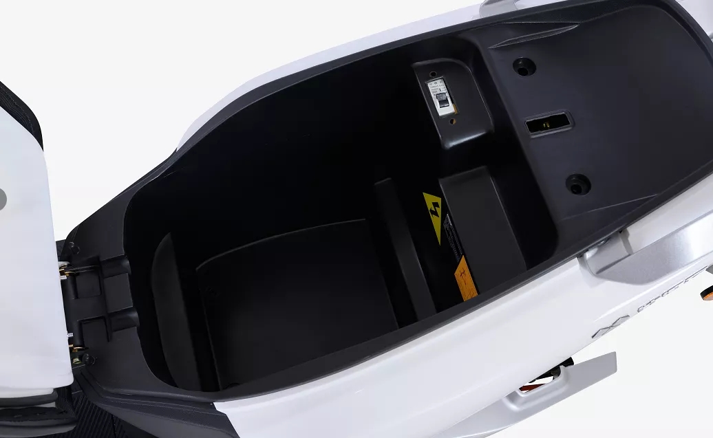 极速58km/h，为硬汉型男打造丨比德文锐舰E50评测报告