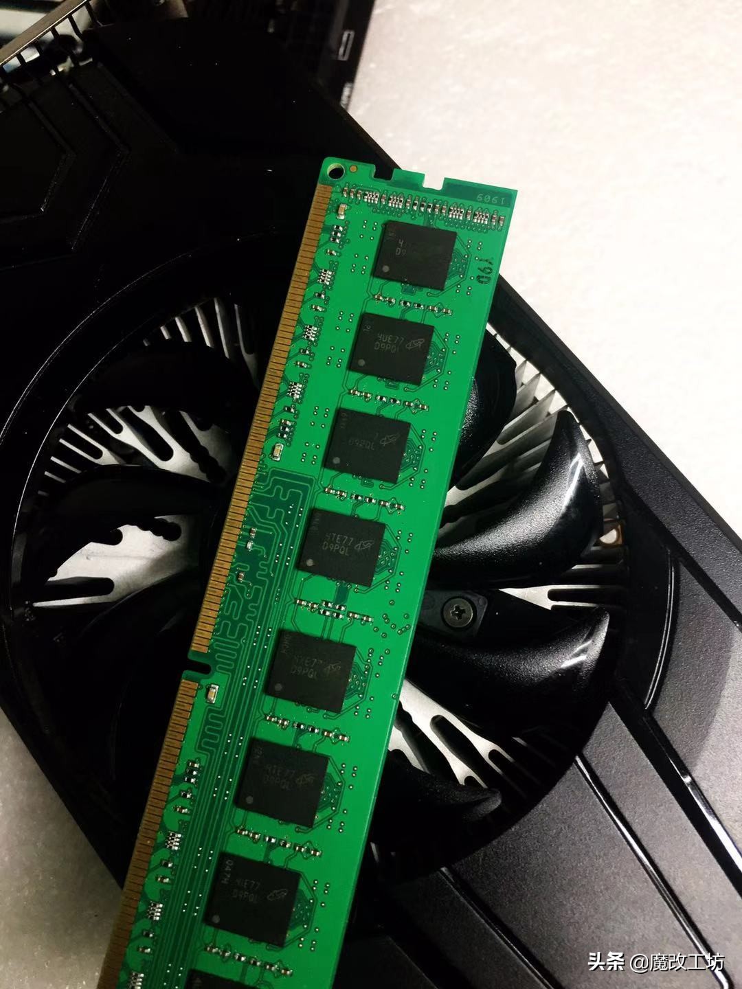 1000块钱跑分70万的主机什么水平,1000块跑分40万的电脑