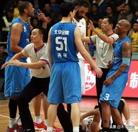 山西男篮张涵钧去哪了,cba张涵钧神操作