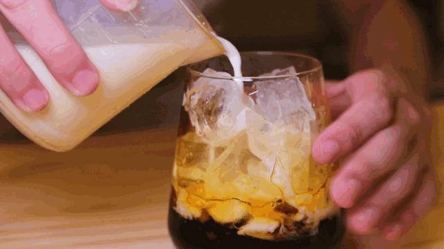 经典奶茶黑糖奶茶,好喝好看的黑糖奶茶