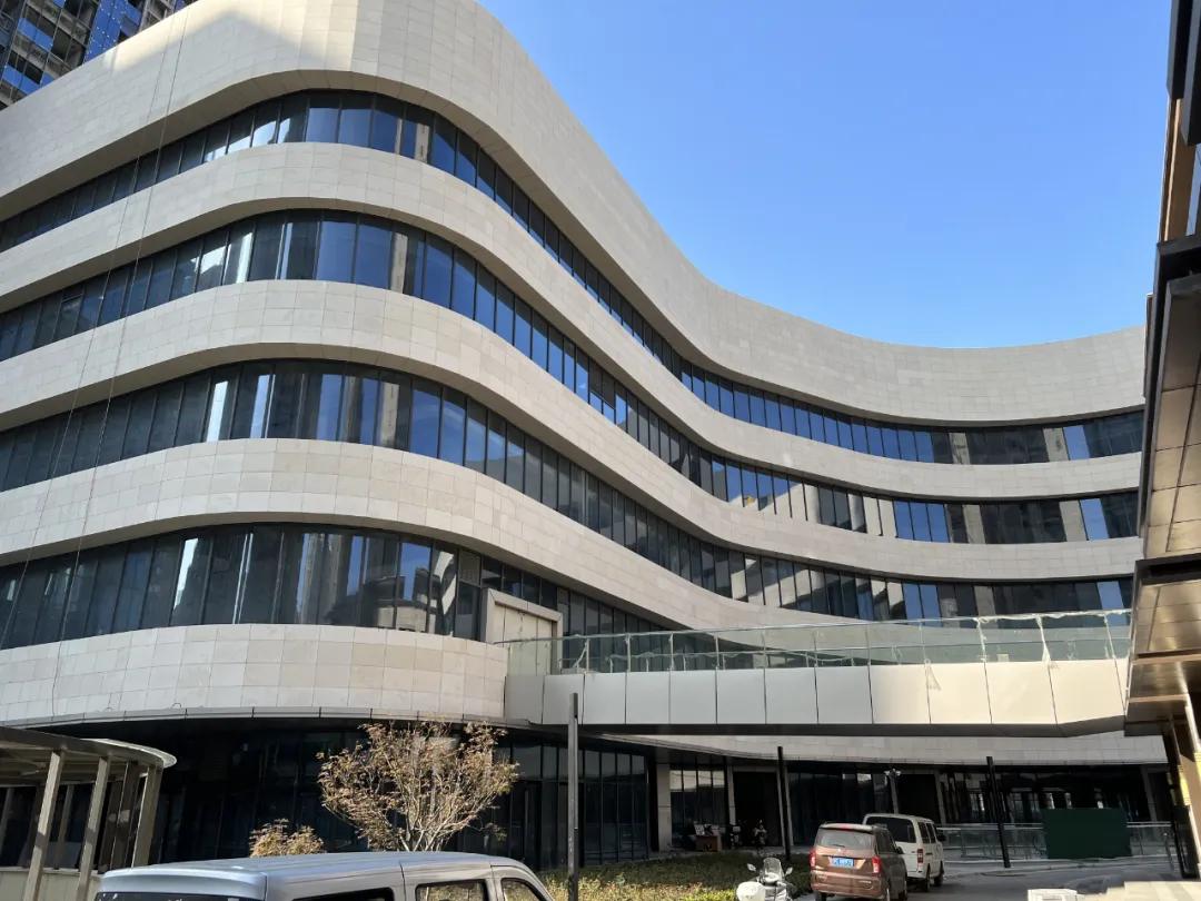 *合六**荣盛国际广场装修到现在啥时开业？最新进展来了