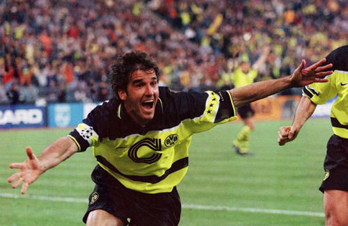 世界十大伟大的足球,世界足坛著名的7号球员