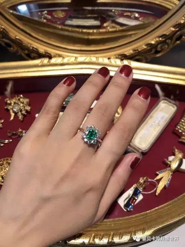 这些东西买的时候肉痛却天天用，她们说值了