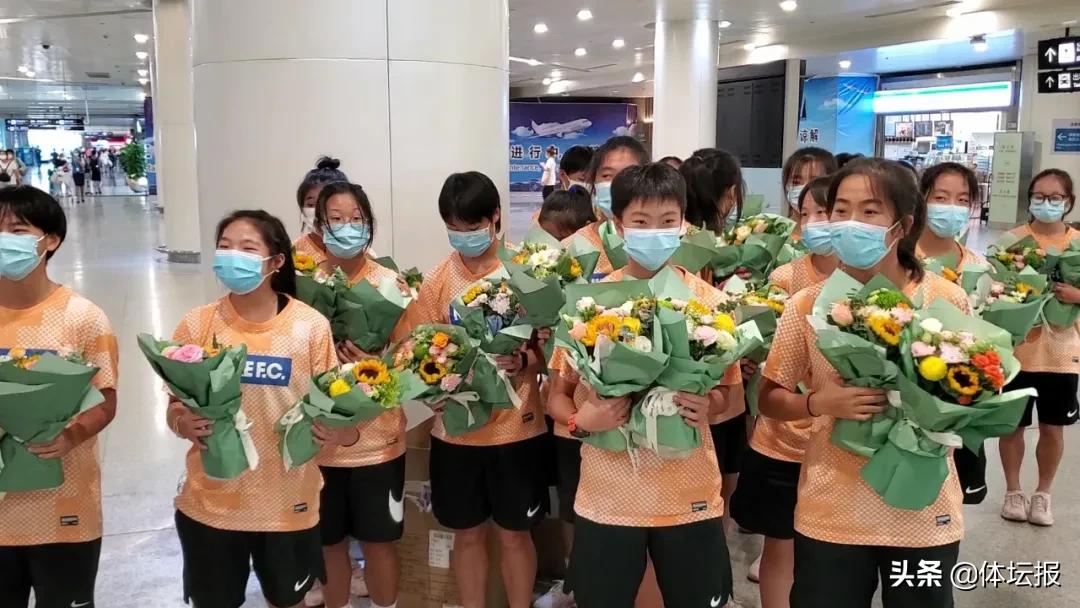 现场直击｜全运会历史最佳！浙江女足姑娘凯旋