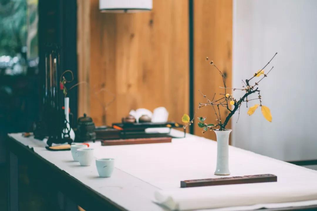 一生必背100首唐诗宋诗,一生必背的50首宋词