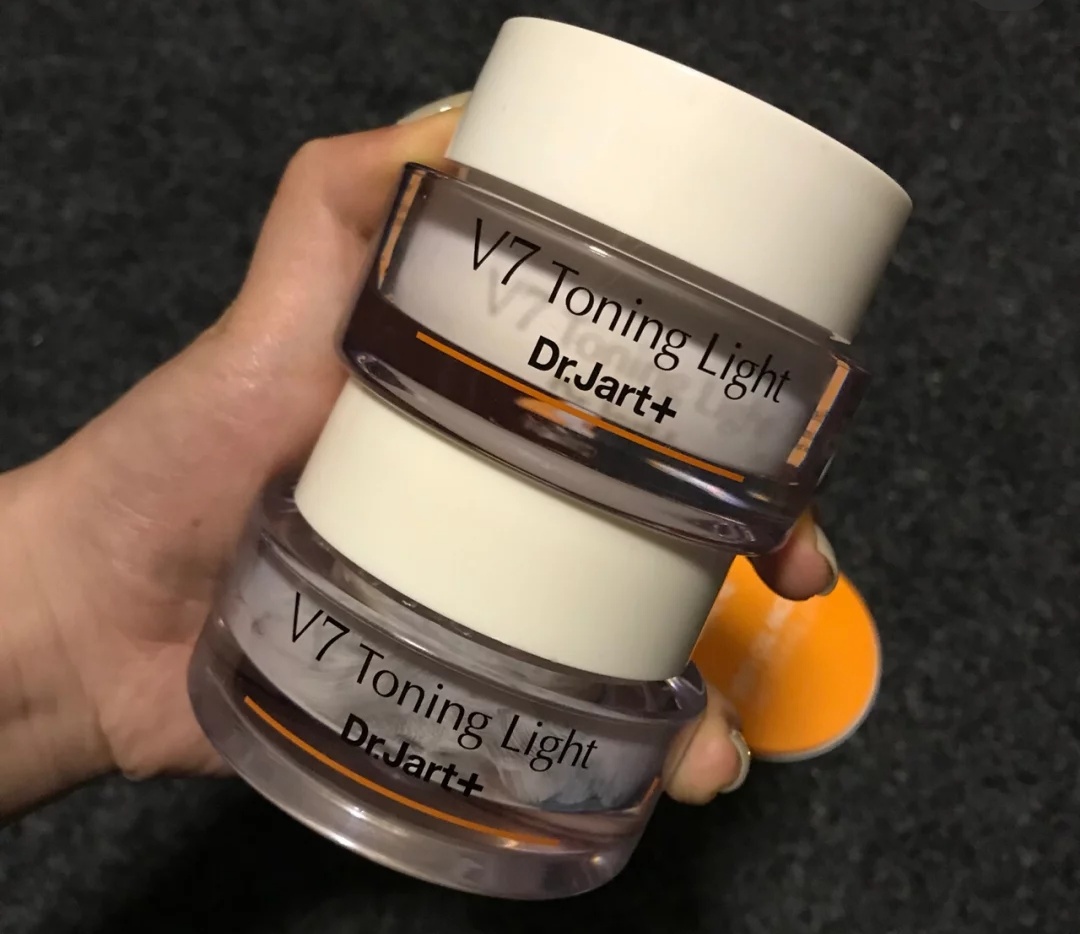 香奈儿润唇霜测评,倩碧素颜霜和香奈儿素颜霜