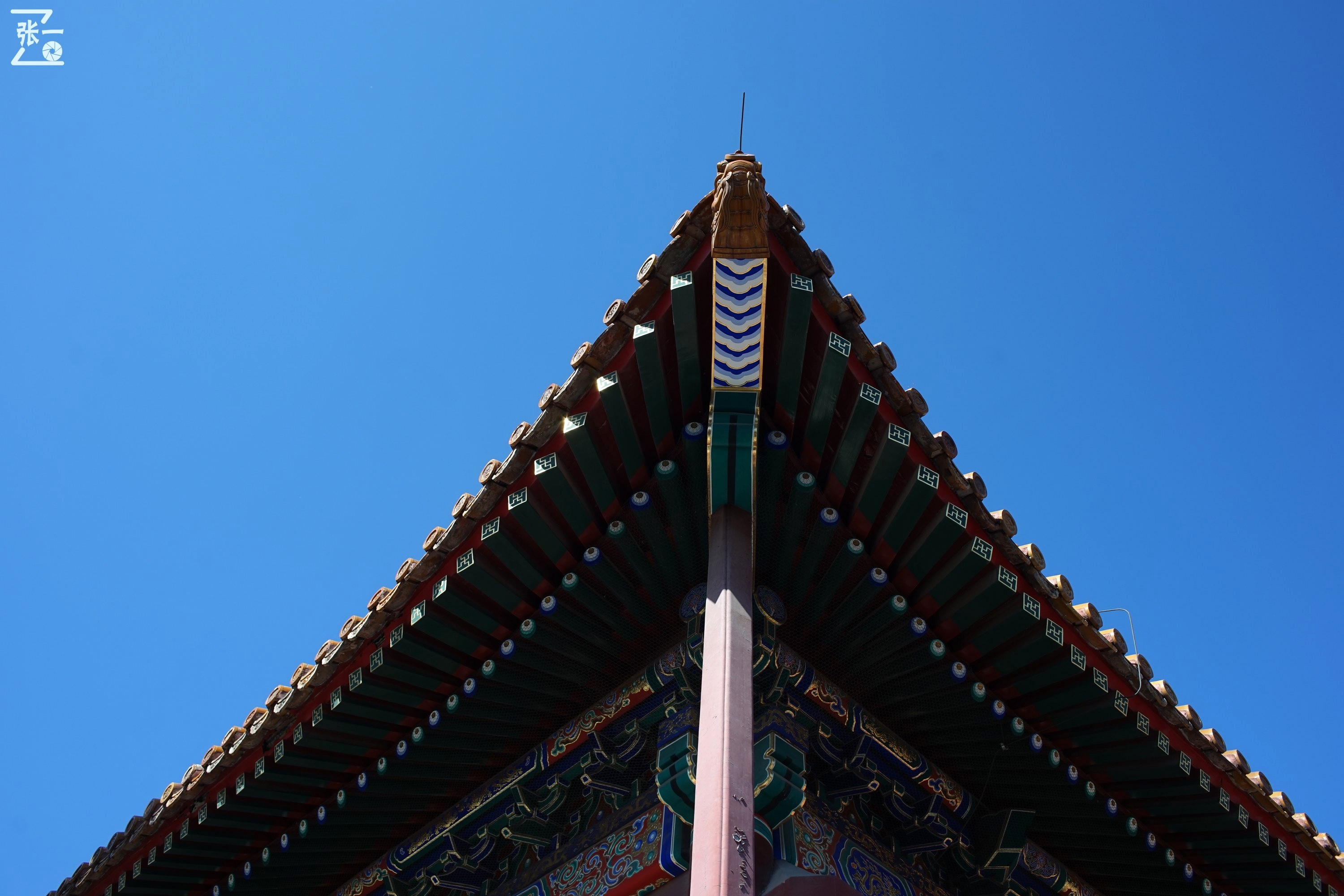 镜头测试：蔡司红T28/2.8+索尼微单A7实拍北京景山公园