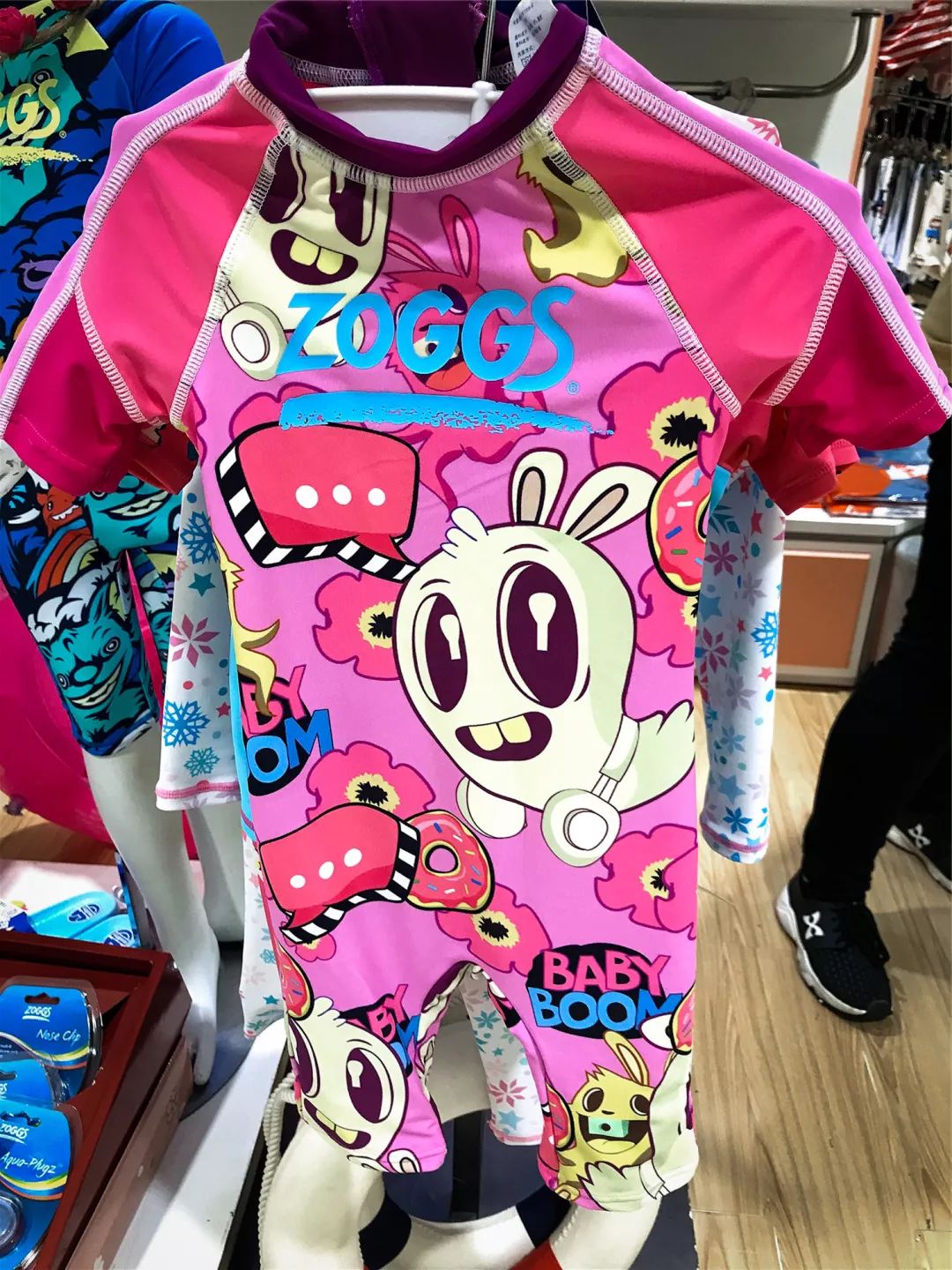 儿童泳衣买哪种最好,泳衣测评儿童10岁左右