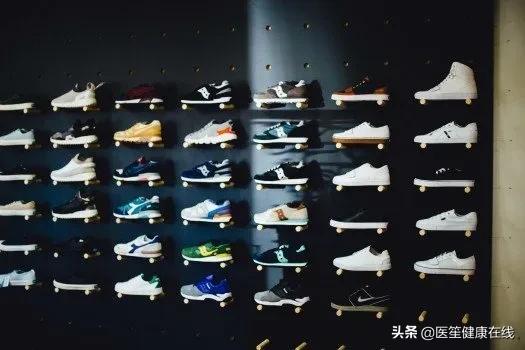 不经常更换鞋子有什么影响,经常不洗跑鞋会对跑鞋有什么危害