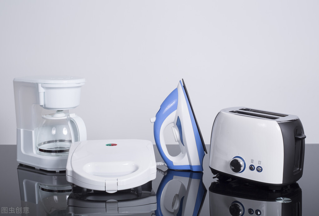 新家电泡水的正确处理方法,被水泡过的家电还能继续使用吗