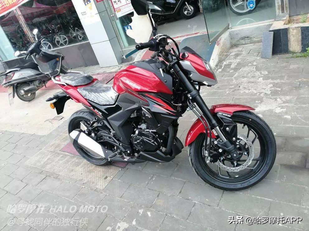 买豪爵送的头盔,买摩托车送的头盔和网上的价格差