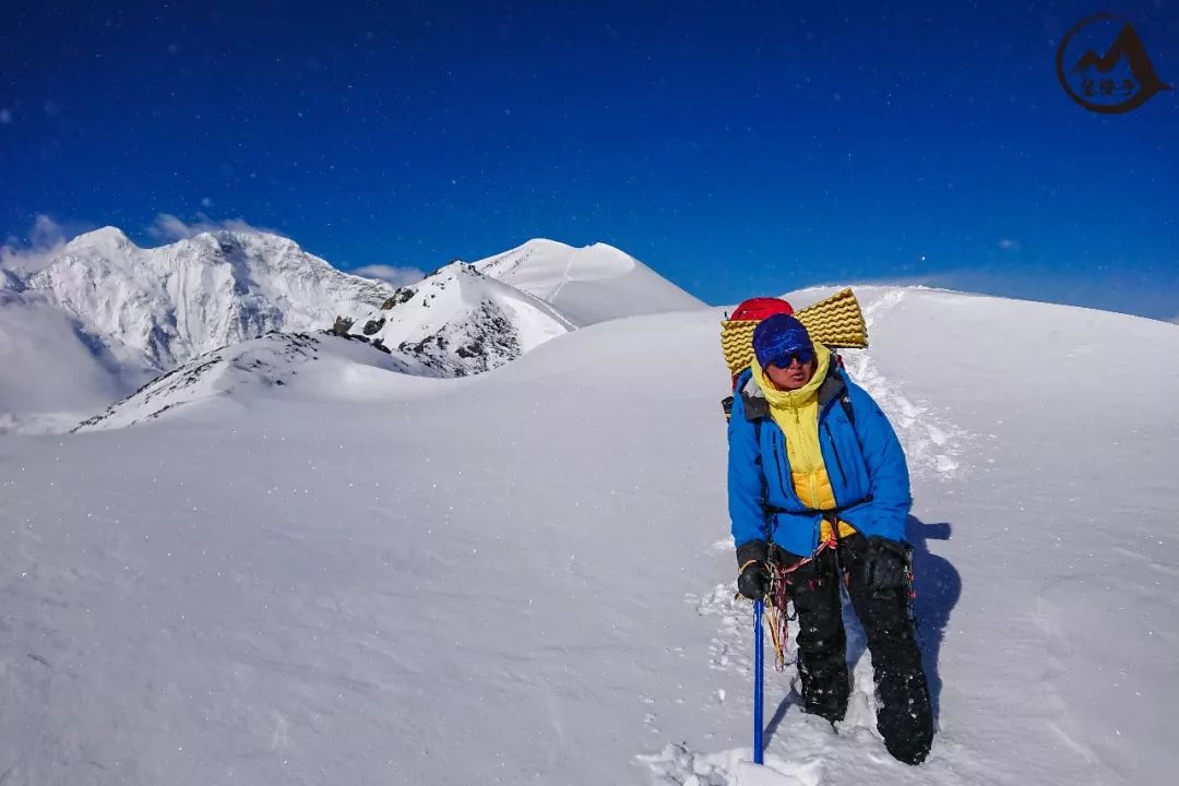 93.840160°E，30.945246°N海拔5686米，萨普转山意外收获未登峰