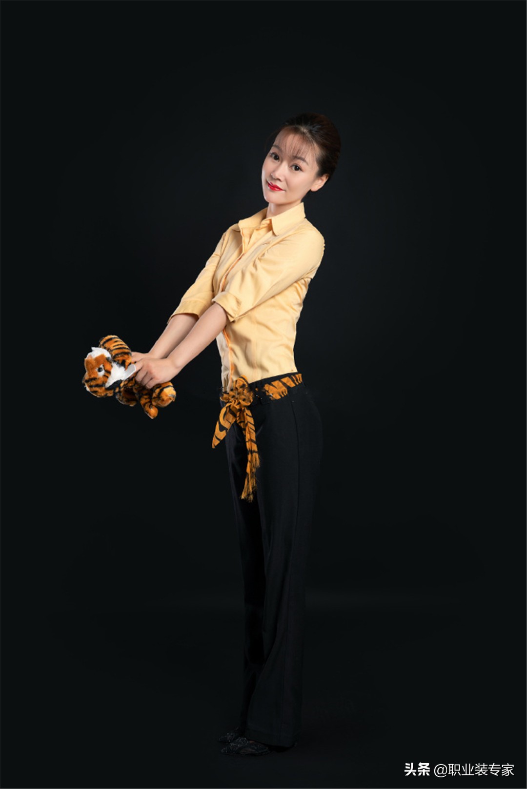 「世界航空服赏析」新加坡老虎航空空姐制服可爱