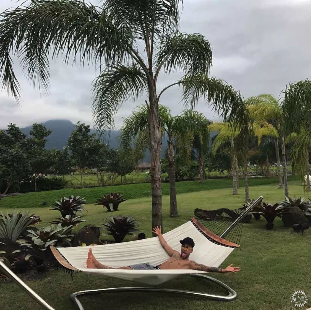 梅西和c罗谁豪宅最好,梅西c罗贝克汉姆谁成就高