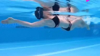 仰泳划手8个动作,仰泳划水大拇指先出水小拇指出水