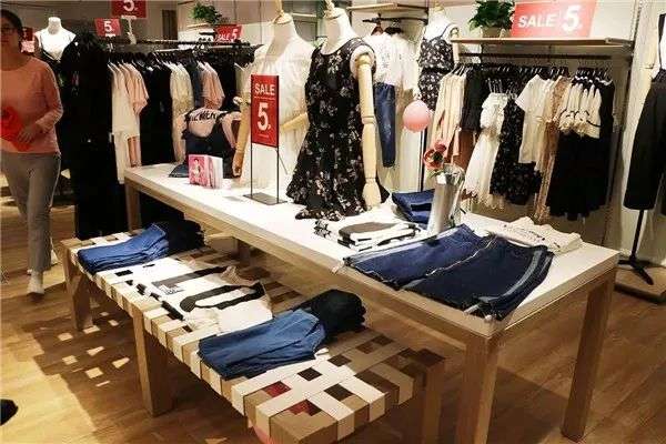 太平鸟10000元衣服,太平鸟10000件