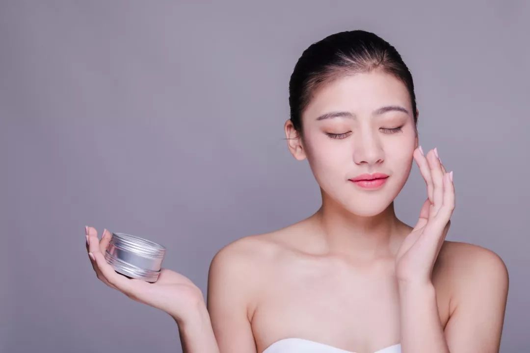 与脂肪粒和解要做好以下几点,处理隐蔽脂肪粒