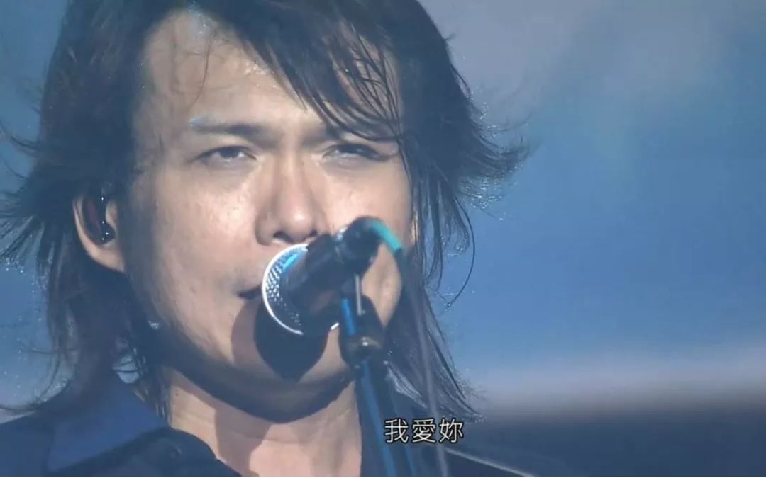 伍佰8090年代演唱会,伍佰演唱会80年后的青春回忆