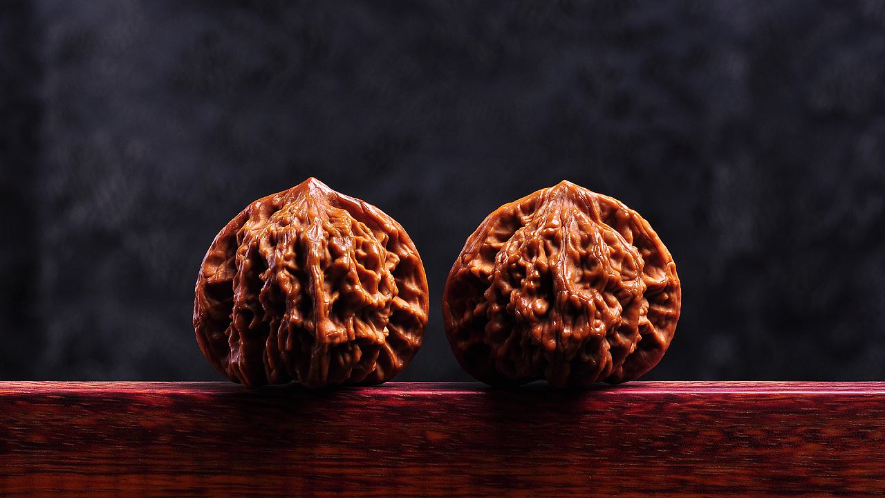 玩核桃是看棱还是尖,玩核桃多大的最合适