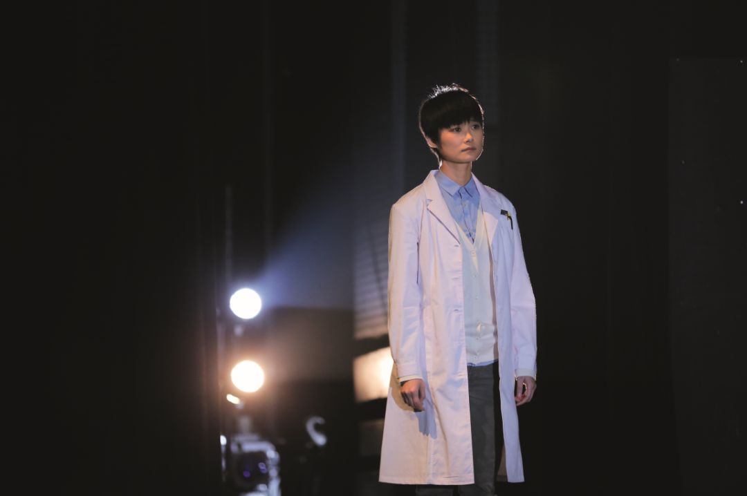 李宇春岁月痕迹,伤痕李宇春