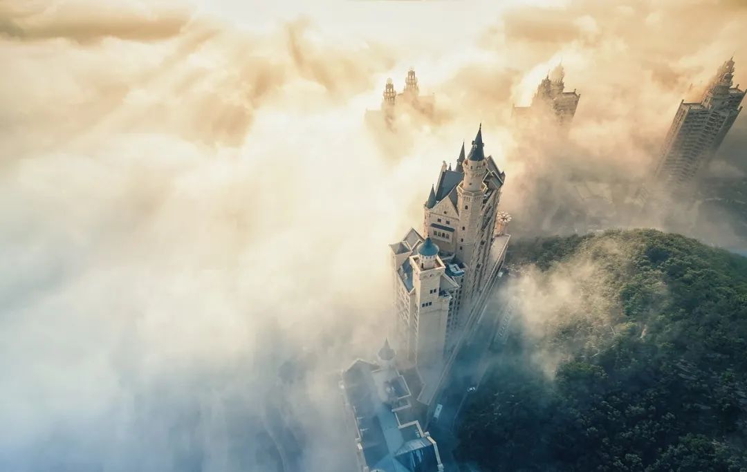 美过三亚!比厦门浪漫!中国这座海滨老城,去一次相当于环游世界