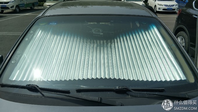 汽车隔热遮阳卷帘挂帘,2018款东风风光580天窗遮阳帘