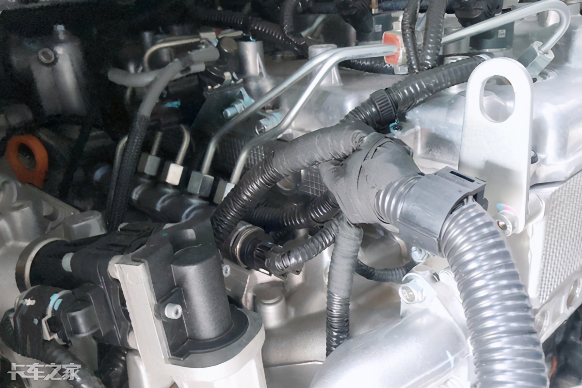 五十铃轻卡国五好还是国六好,庆铃五十铃新能源轻卡最新款