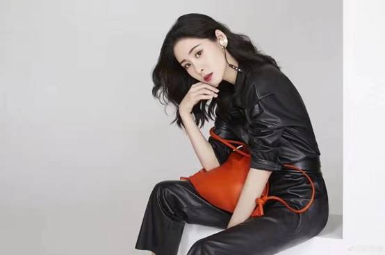 MAXCo.携手张碧晨,演绎“自我更新”一起成长